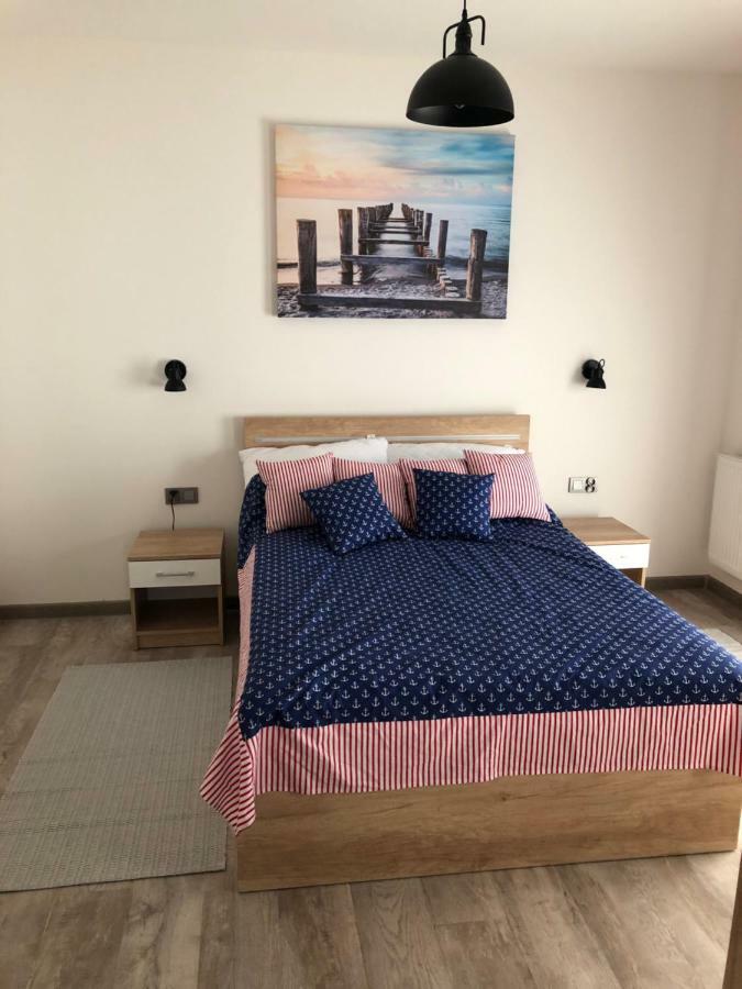Apartamenty 5 Morz Sianozety Exteriör bild